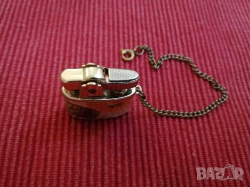 Стара дамска газова запалка. , снимка 2 - Колекции - 28202015