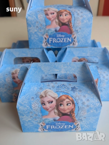 Кутийка за лакомства и подаръци Лабубу, снимка 13 - Други - 51608056