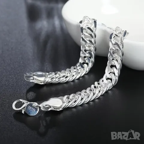 Масивна сребърна гривна