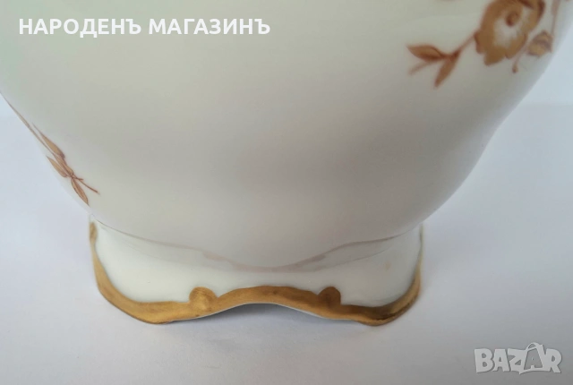 1948 г. JLMENAU - Старинен немски порцелан ваза порцеланова цветя злато, снимка 16 - Други ценни предмети - 53608976