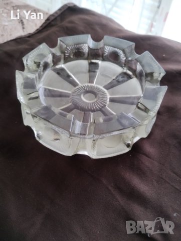 Масивен кристален пепелник