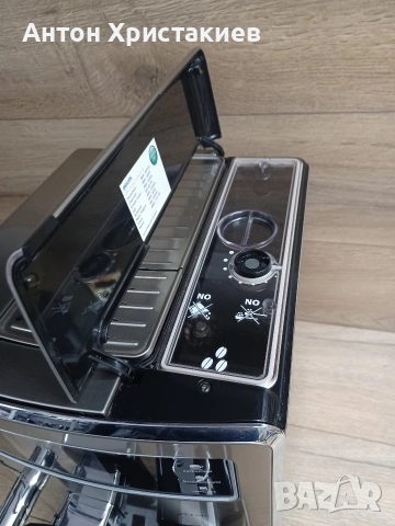 Продавам кафемашина Saeco Xelsis HD8944, снимка 6 - Кафемашини - 53093666