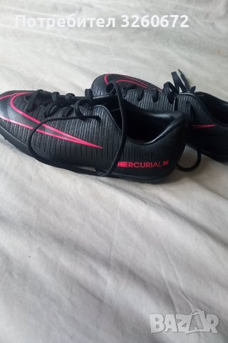 Nike футболни маратонки