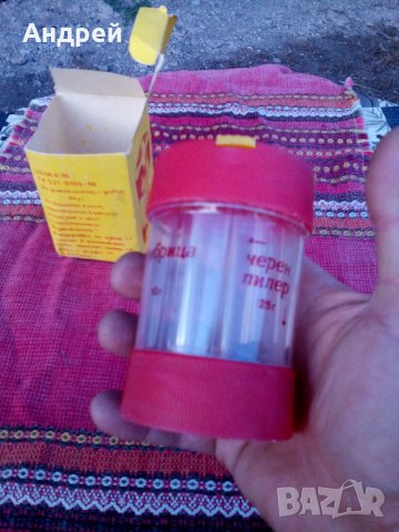 Стара кутия за подправки,мелничка,мелница, снимка 4 - Антикварни и старинни предмети - 27335032