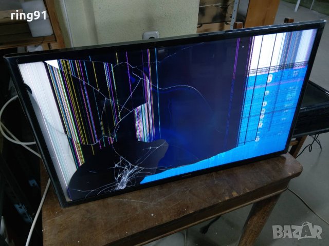 Телевизор Samsung UE32M5002AK На части 