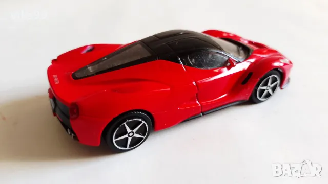 Bburago Ferrari LaFerrari - Мащаб 1:43, снимка 5 - Колекции - 48798473