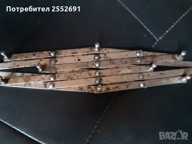 Метална поставка, снимка 2 - Антикварни и старинни предмети - 28180849