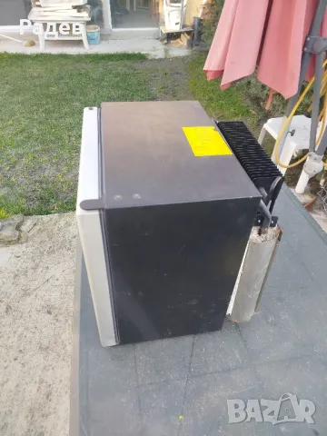 мини хладилна витрина dometic дометик хладилник, снимка 3 - Хладилници - 48867442