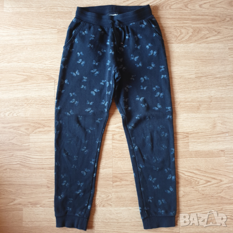 Ватирани рокличка и спортни лотчета 134-140, снимка 10 - Детски комплекти - 36416218