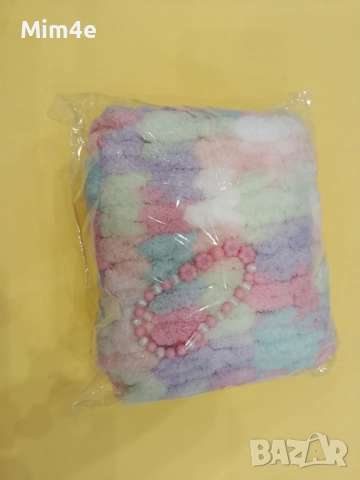 Ръчно изработени шалове и ластици (скрънчи), снимка 5 - Шалове - 52020772