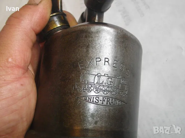 0,5L ФРЕНСКА СТАРО КАЧЕСТВО МИНИ БЕНЗИНОВА ГОРЕЛКА ТИП ЛАМПА ОТЛИЧНО СЪСТОЯНИЕ EXPRESS 41 T-FRANCE, снимка 12 - Други инструменти - 48234445