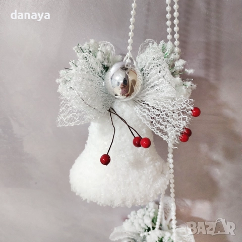 6247 Голяма висяща коледна украса Бели камбанки, 100 см, снимка 5 - Декорация за дома - 52740271