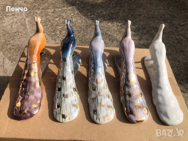 СОЦ порцеланови фигурки ПАУН - MADE IN BULGARIA 1, снимка 4 - Антикварни и старинни предмети - 36246337