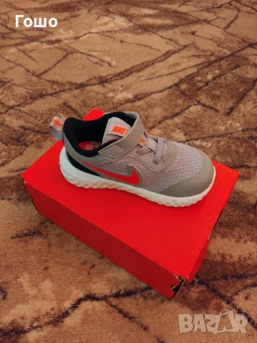 Чисто нови Детски маратонки Nike 23.5 номер, снимка 5 - Детски обувки - 51954478