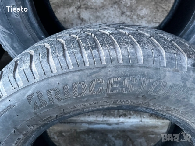 Зимни гуми Bridgestone 215/65/16, снимка 3 - Гуми и джанти - 52554464