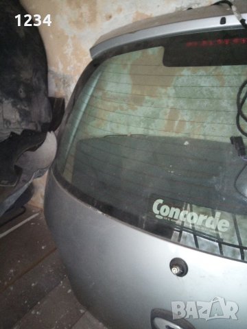 Задна врата за ford ka, снимка 2 - Части - 32597622