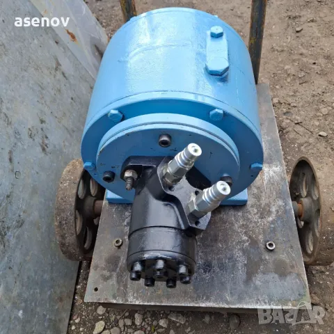 редуктор с хидромотор, снимка 2 - Електродвигатели - 49830864