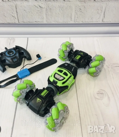 детска кола с управление чрез жестове