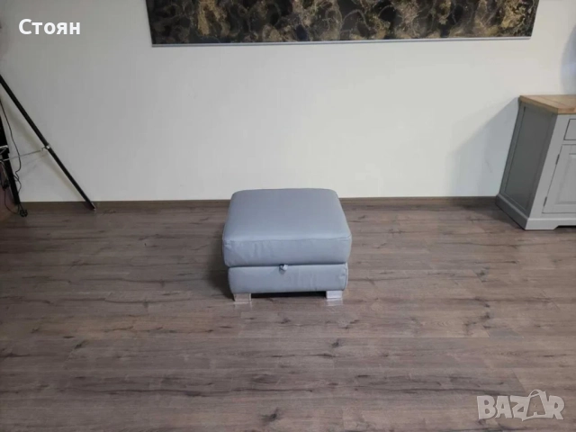 Сива кожена табуретка с функция ракла