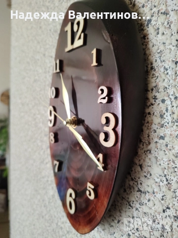 Красив стенен часовник УНИКАТ Ръчна изработка от масивно дърво , снимка 5 - Стенни часовници - 52547148