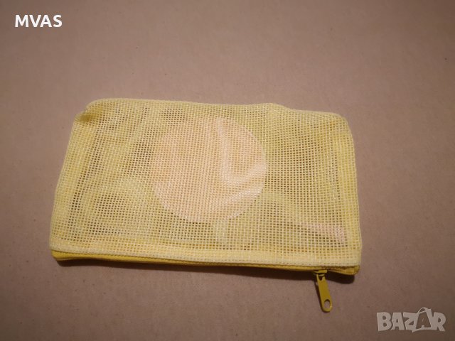 Нов жълт несесер с огледало козметика органайзър, снимка 2 - Други - 37705289