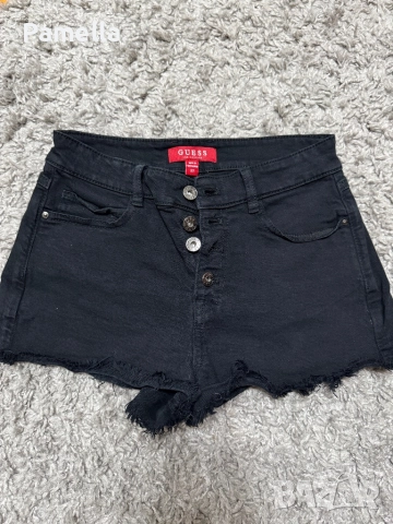 Къси гащи на Guess, снимка 10 - Къси панталони и бермуди - 51657369