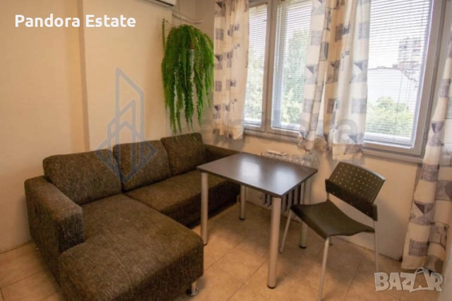 Двустаен апартамент под наем в кв.  Красно село