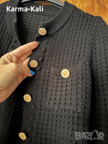 Жилетка в черно на дупки размер XS, снимка 2 - Жилетки - 51878812