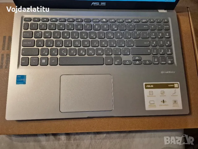 Лаптоп ASUS , снимка 4 - Лаптопи за дома - 48165693