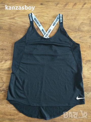 nike - страхотен дамски потник, снимка 5 - Корсети, бюстиета, топове - 36783199