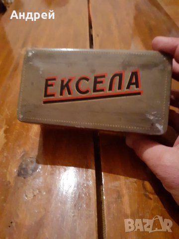 Стара кутия за шевни принадлежности Ексела, снимка 2 - Други ценни предмети - 28096962