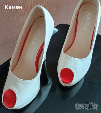 Обувки с висок ток, снимка 2 - Дамски обувки на ток - 34431143