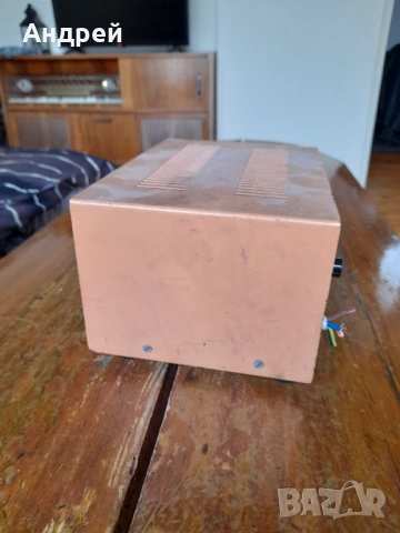 Старо зарядно устройство за акумулатор #4, снимка 2 - Антикварни и старинни предмети - 53379925