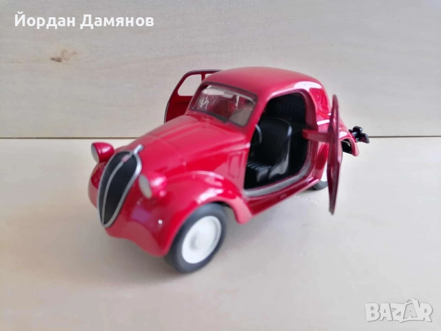 Фиат 500 Тополино '36г в мащаб 1:34 , снимка 2 - Колекции - 51853450
