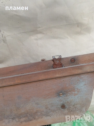 Продавам стара дървена полица с дърворезба , снимка 10 - Антикварни и старинни предмети - 53105473