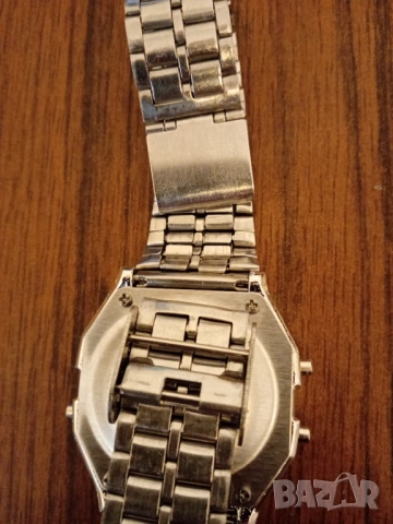 Часовник елекронен, снимка 3 - Мъжки - 53497959