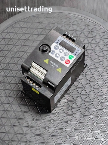 Честотен инвертор 0,75 кВт, 380V, 2,1А, снимка 7 - Електродвигатели - 53018535