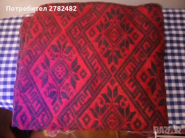 Ръчно тъкани къси килими и калъфка за възглавница, снимка 2 - Покривки за легло - 52815457