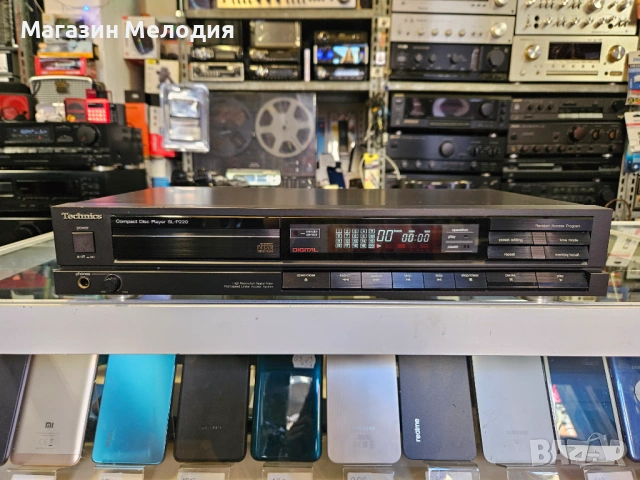  CD Player Technics SL-P220 Не чете дискове, продава се за ремонт или части!, снимка 2 - Декове - 52361034