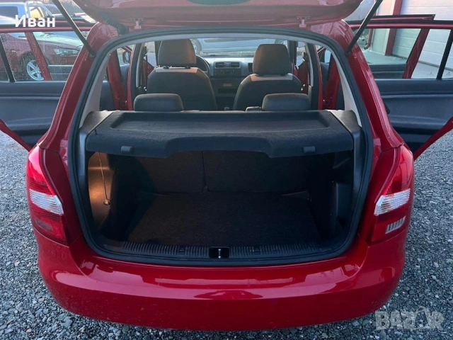 Skoda Fabia * 1.2i* 60HP* FACELIFT* EU5*, снимка 11 - Автомобили и джипове - 53269686