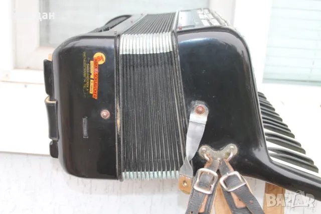 Немски акордеон ''Hohner Arietta IM'' , снимка 11 - Акордеони - 49895220
