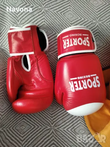 Боксови ръкавици 