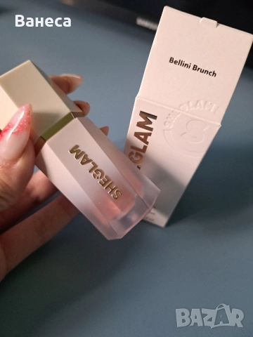 Чисто нов хайлайтър Sheglam 