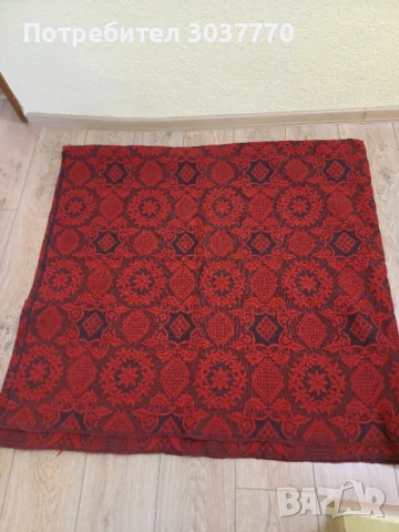 кувертюра, снимка 2 - Покривки за легло - 51331034