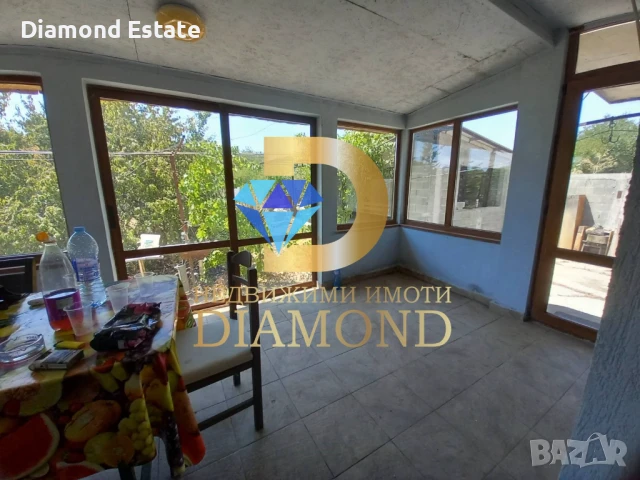 Двуетажна вила в село Средец, общ. Опан, снимка 8 - Вили - 51247572