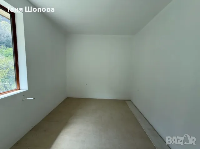 Триетажна къща за продажба в село Коларово, община Петрич , снимка 10 - Къщи - 49891845