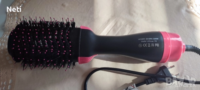 Електрическа четка за коса, снимка 3 - Преси за коса - 52501532