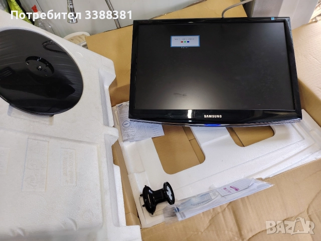 монитор SAMSUNG 22.5"