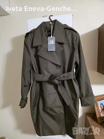 дамски тренч на марката Pause