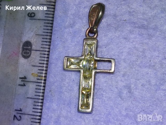 СТАРО СРЕБЪРНО КРЪСТЧЕ СРЕБРО 925 с ФАСЕТИРАНИ ИСКРЯЩИ КРИСТАЛИ Едното КАМЪЧЕ ЛИПСВА! 40508, снимка 7 - Колиета, медальони, синджири - 43225044